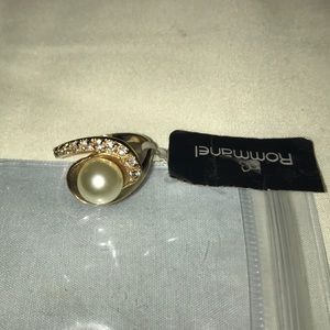 Rommanel Pearl with Stone Ring